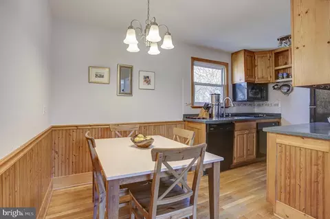 Kitchen - 10501 Tenbrook Dr, Silver Spring, MD 20901 photo 2 of 3