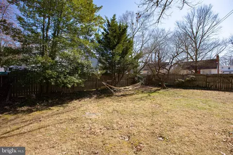 Exterior - 10501 Tenbrook Dr, Silver Spring, MD 20901 photo 12 of 13