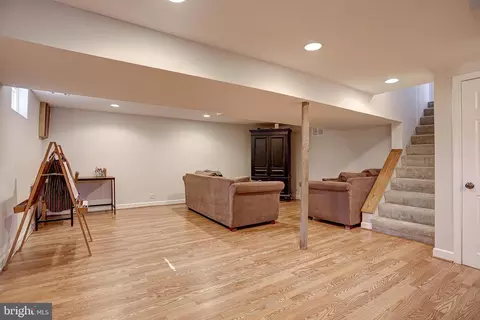 Living - 10501 Tenbrook Dr, Silver Spring, MD 20901 photo 7 of 9