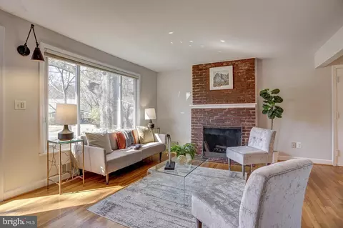 Living - 10501 Tenbrook Dr, Silver Spring, MD 20901 photo 2 of 9