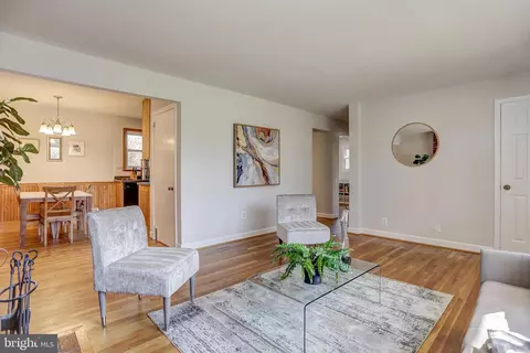 Living - 10501 Tenbrook Dr, Silver Spring, MD 20901 photo 5 of 9