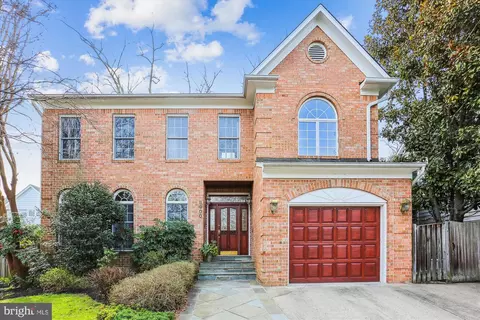 8900 Clifford Ave, Chevy Chase, MD 20815
