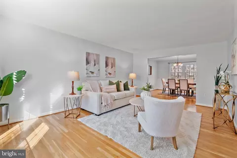 Living - 13201 Collingwood Ter, Silver Spring, MD 20904 photo 2 of 9