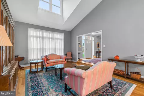 Living - 17110 Fitzroy Way, Olney, MD 20832 photo 2 of 4
