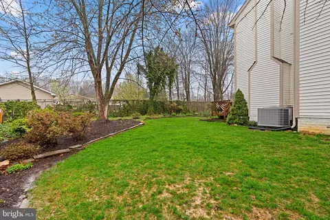 Exterior - 17110 Fitzroy Way, Olney, MD 20832 photo 11 of 13