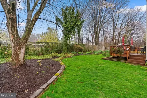 Exterior - 17110 Fitzroy Way, Olney, MD 20832 photo 10 of 13