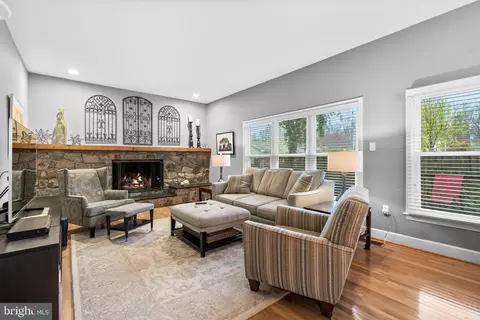 Living - 17110 Fitzroy Way, Olney, MD 20832 photo 3 of 4