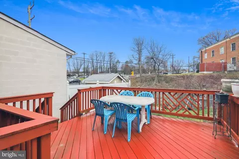 Exterior - 11902 Dalewood Dr, Silver Spring, MD 20902 photo 8 of 13