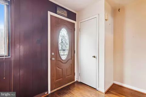 Entry Way - 11902 Dalewood Dr, Silver Spring, MD 20902 photo 1 of 6