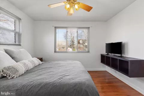 Bedroom - 3712 Kayson St, Silver Spring, MD 20906 photo 3 of 4