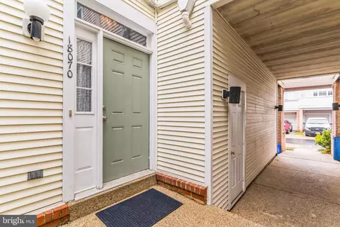 18070 Royal Bonnet Cir, Montgomery Village, MD 20886