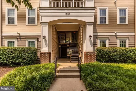 13101 Millhaven Pl #9L, Germantown, MD 20874