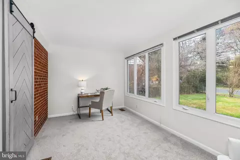 Living - 10612 Ordway Dr, Silver Spring, MD 20901 photo 5 of 10
