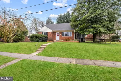 Exterior - 10612 Ordway Dr, Silver Spring, MD 20901 photo 7 of 8