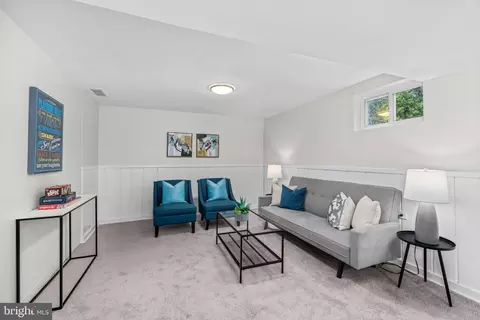 Living - 10612 Ordway Dr, Silver Spring, MD 20901 photo 9 of 10