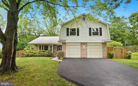19228 Gatlin Dr, Gaithersburg, MD 20879