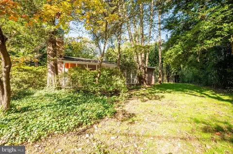 Exterior - 11516 Highview Ave, Silver Spring, MD 20902 photo 5 of 9