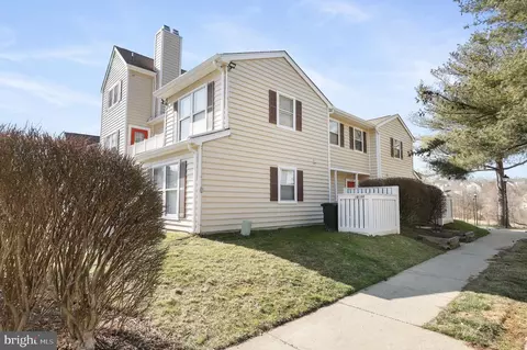 20218 Halethorpe Ln #215, Germantown, MD 20876