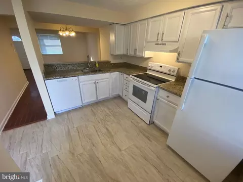Kitchen - 24 Avonshire Ct, Silver Spring, MD 20904 photo 3 of 4