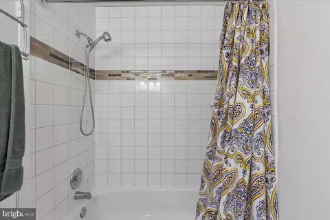 Bath - 13219 Conductor Way #261, Silver Spring, MD 20904 photo 3 of 3