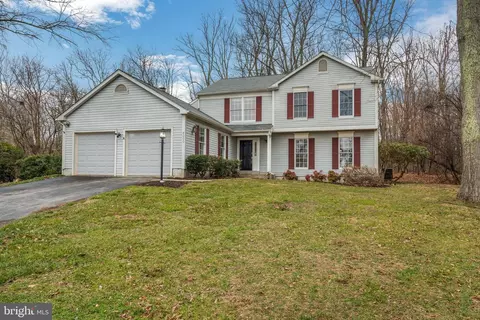 8000 Seneca View Dr, Gaithersburg, MD 20882