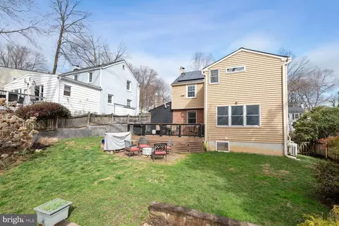Exterior - 8708 Maywood Ave, Silver Spring, MD 20910 photo 3 of 7