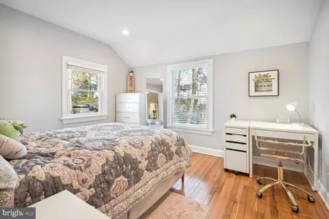 Bedroom - 8708 Maywood Ave, Silver Spring, MD 20910 photo 4 of 7