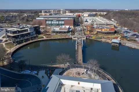 View/Area - 9701 Fields Rd #506, Gaithersburg, MD 20878 photo 6 of 14