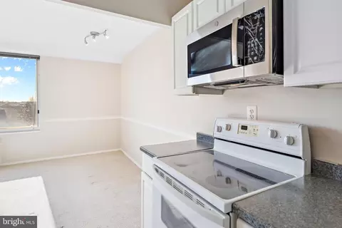Kitchen - 9701 Fields Rd #506, Gaithersburg, MD 20878 photo 3 of 3
