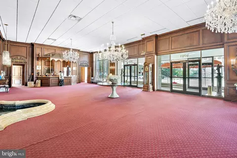 Living - 9701 Fields Rd #506, Gaithersburg, MD 20878 photo 1 of 2