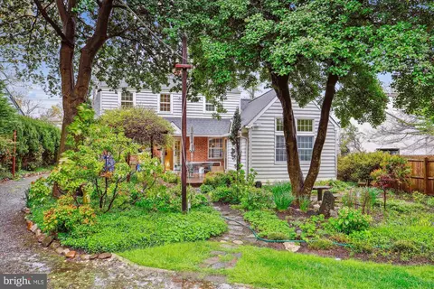Exterior - 109 Williamsburg Dr, Silver Spring, MD 20901 photo 4 of 8