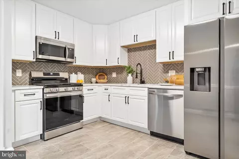 Kitchen - 13201 Kara Ln, Silver Spring, MD 20904 photo 3 of 3