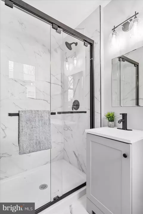 Bath - 13201 Kara Ln, Silver Spring, MD 20904 photo 1 of 4