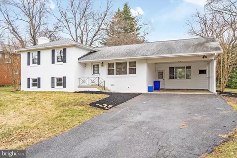 Exterior - 13201 Kara Ln, Silver Spring, MD 20904 photo 2 of 8