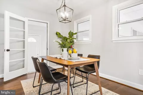 Dining - 13201 Kara Ln, Silver Spring, MD 20904 photo 3 of 4
