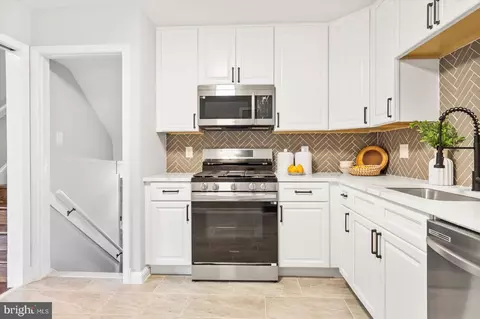 Kitchen - 13201 Kara Ln, Silver Spring, MD 20904 photo 2 of 3