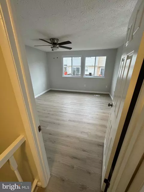 Entry Way - 14251 Castle Blvd #124-17, Silver Spring, MD 20904 photo 2 of 5