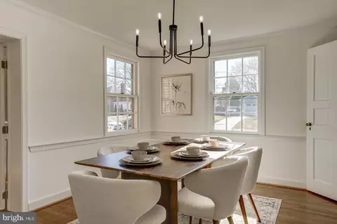 Dining - 200 Williamsburg Dr, Silver Spring, MD 20901 photo 2 of 3