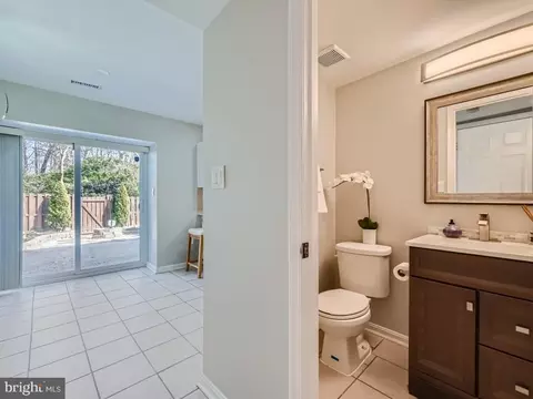 Bath - 13213 Verdi Ct, Silver Spring, MD 20904 photo 2 of 4