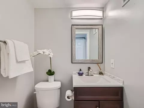 Bath - 13213 Verdi Ct, Silver Spring, MD 20904 photo 1 of 4