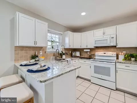 Kitchen - 13213 Verdi Ct, Silver Spring, MD 20904 photo 5 of 8