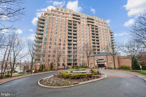 11700 Old Georgetown #713, Rockville, MD 20852