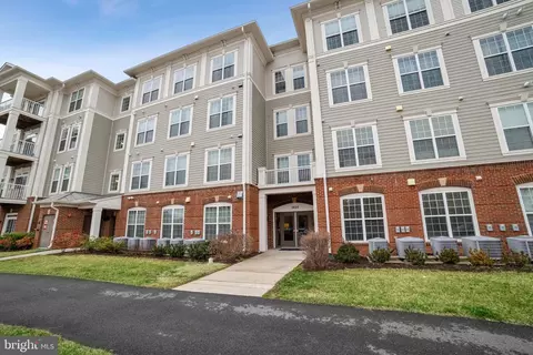 3825 Doc Berlin Dr #32, Silver Spring, MD 20906
