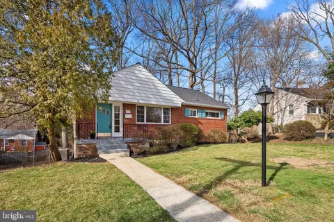 Exterior - 118 Lynnmoor Dr, Silver Spring, MD 20901 photo 9 of 10