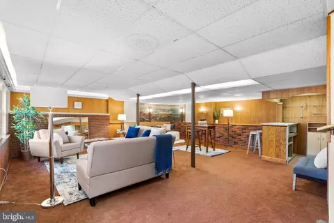 Living - 118 Lynnmoor Dr, Silver Spring, MD 20901 photo 4 of 6