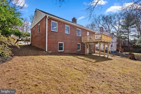 Exterior - 118 Lynnmoor Dr, Silver Spring, MD 20901 photo 6 of 10
