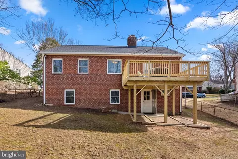 Exterior - 118 Lynnmoor Dr, Silver Spring, MD 20901 photo 7 of 10