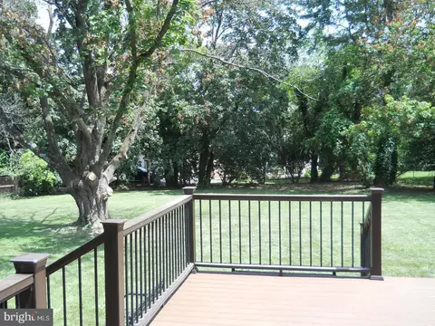 Exterior - 1905 Mayflower Dr, Silver Spring, MD 20905 photo 10 of 11