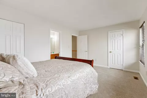 Bedroom - 2 Dawn View Ct, Silver Spring, MD 20904 photo 1 of 3