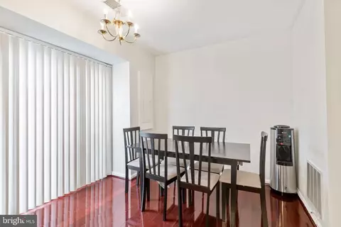 Dining - 2 Dawn View Ct, Silver Spring, MD 20904 photo 1 of 2